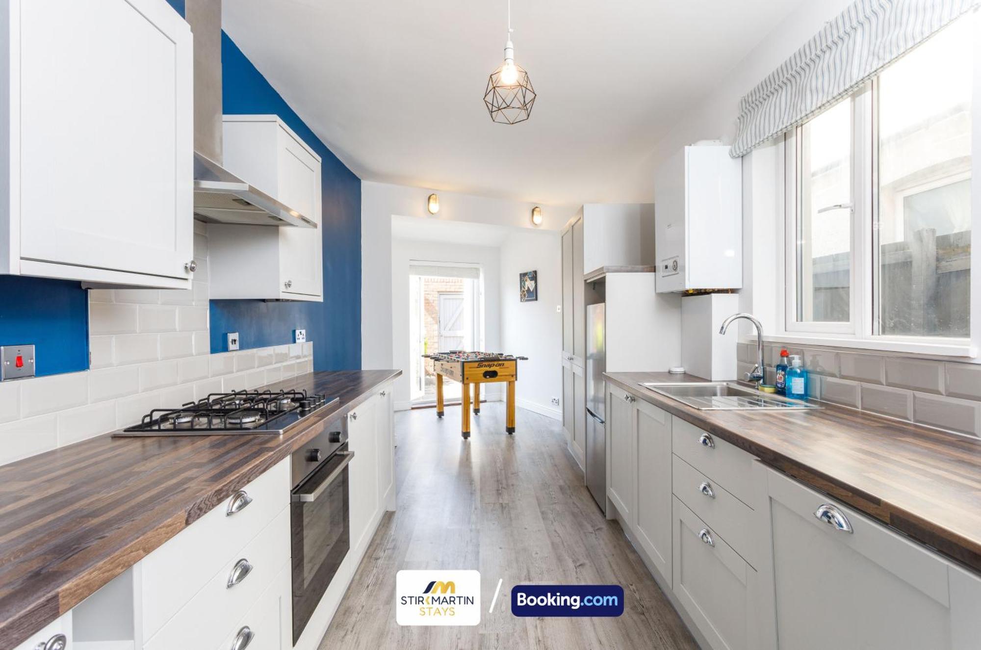 Comfy 3Bed House By Stirkmartin Stays Short Lets & Serviced Accommodation Cardiff With Free Parking & 8Mins To City Centre Eksteriør bilde