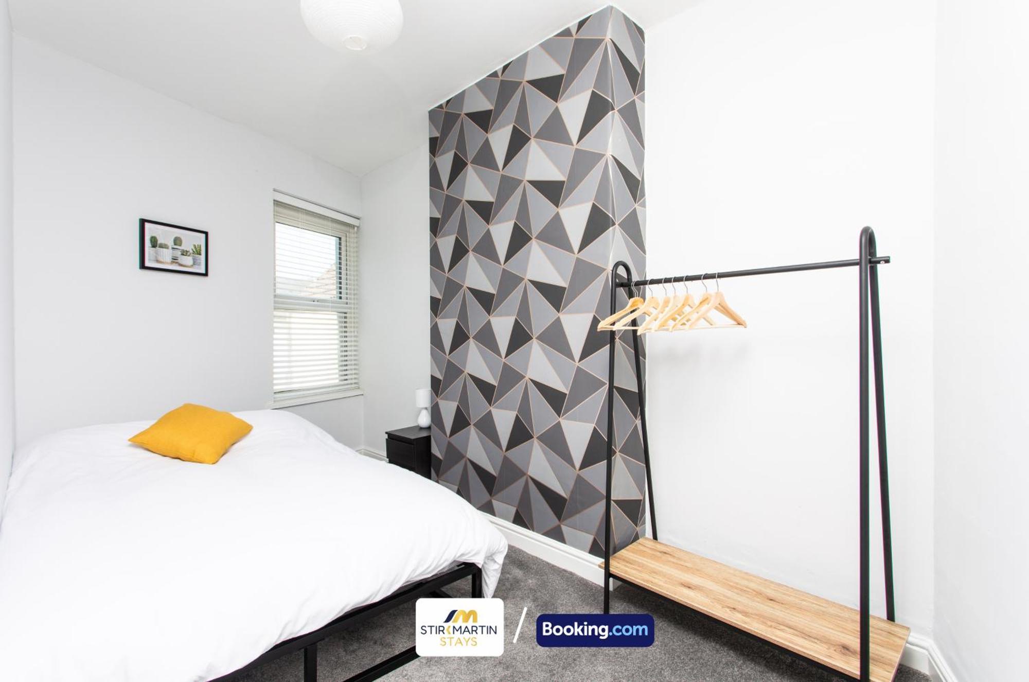 Comfy 3Bed House By Stirkmartin Stays Short Lets & Serviced Accommodation Cardiff With Free Parking & 8Mins To City Centre Eksteriør bilde
