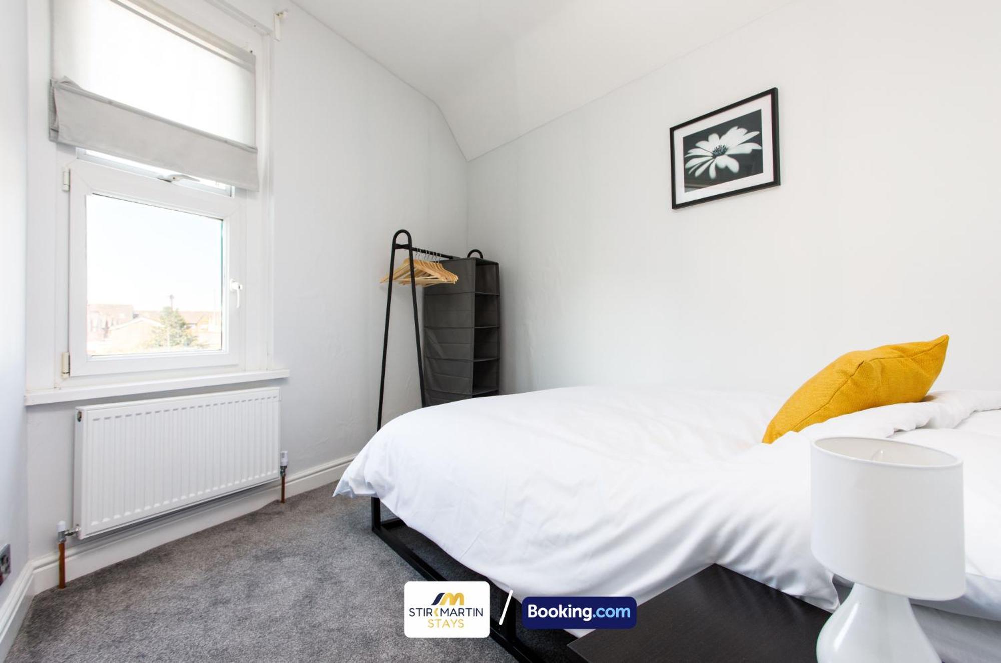 Comfy 3Bed House By Stirkmartin Stays Short Lets & Serviced Accommodation Cardiff With Free Parking & 8Mins To City Centre Eksteriør bilde
